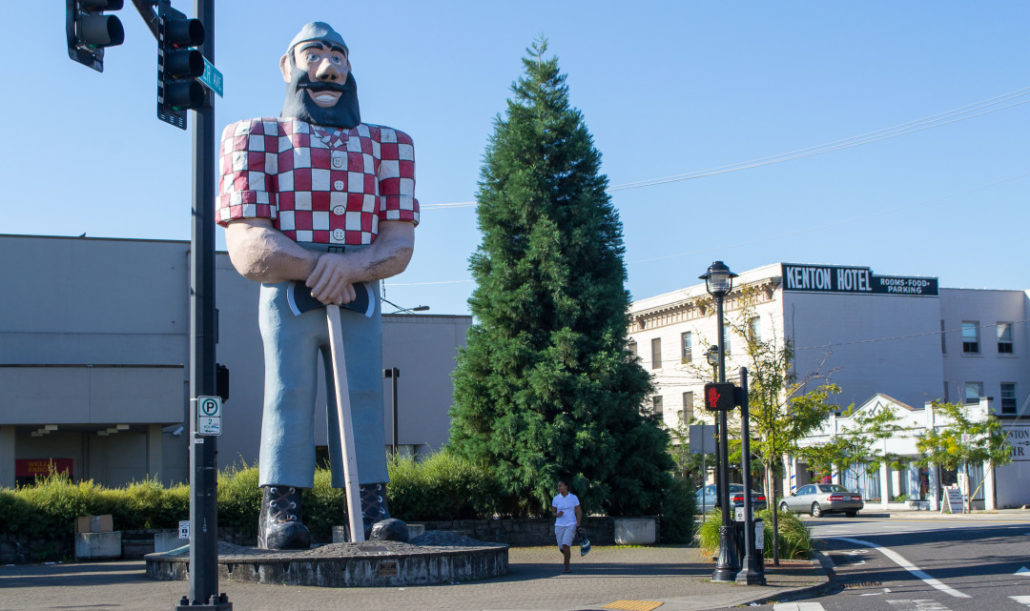 Paul Bunyan statue in Portland, Ore